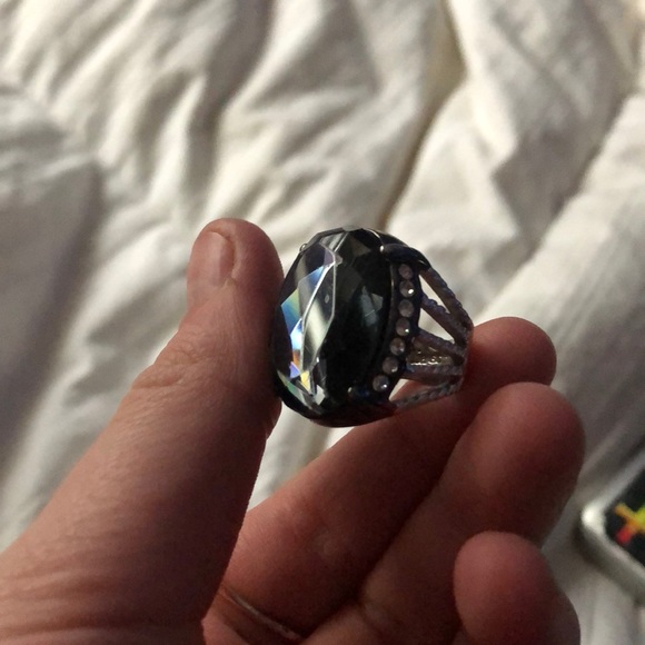 ring - Picture 2 of 2